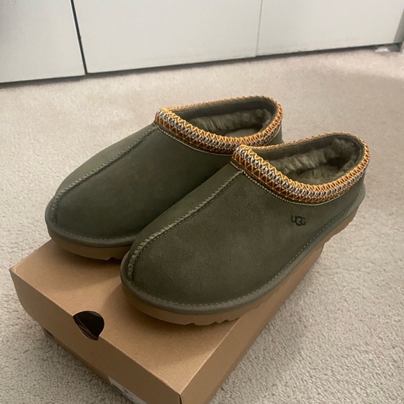 UGG Shoes - UGG Tasman Slippers